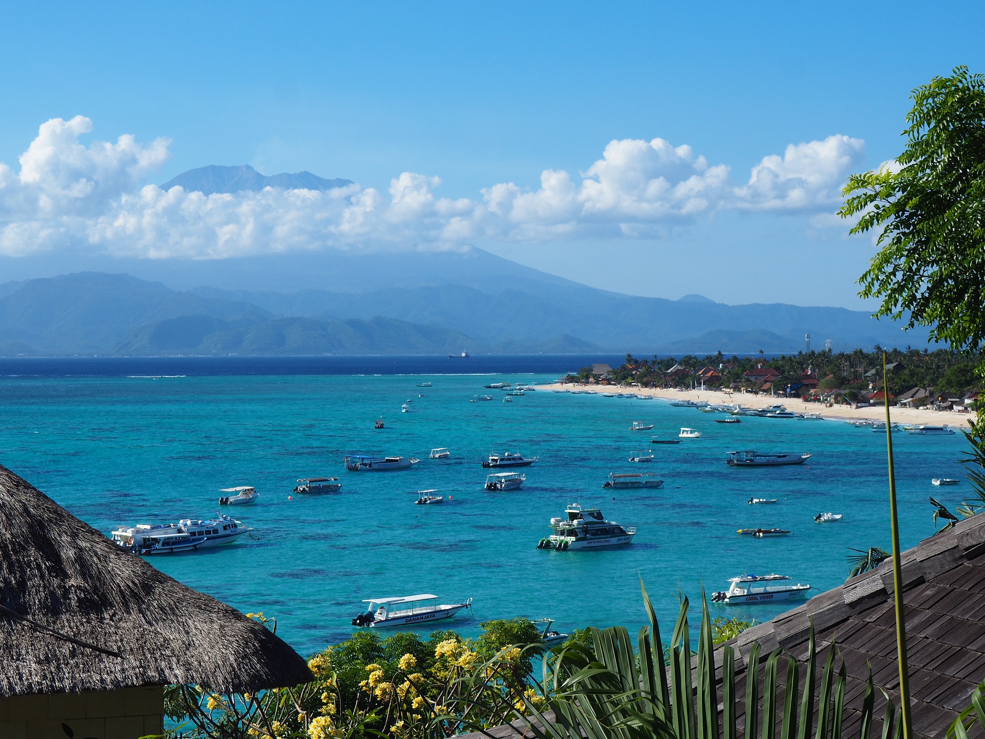How do you get to Nusa Lembongan from Bali