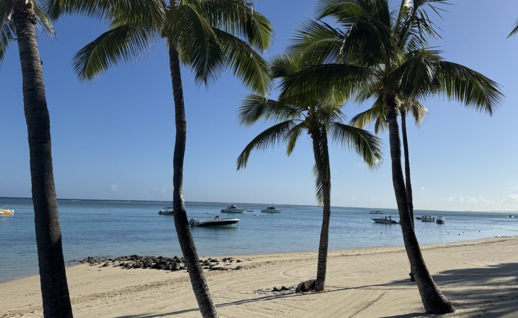 The lovely beach at Paradis Beachcomber hotel
