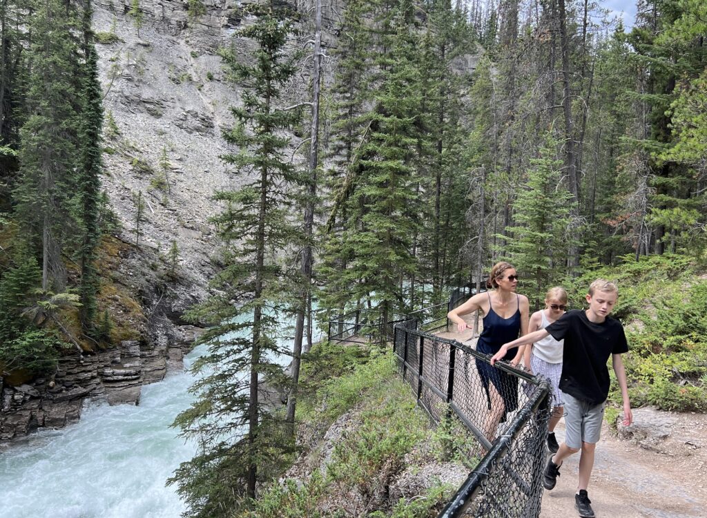 Amazing views at Maligne canyon