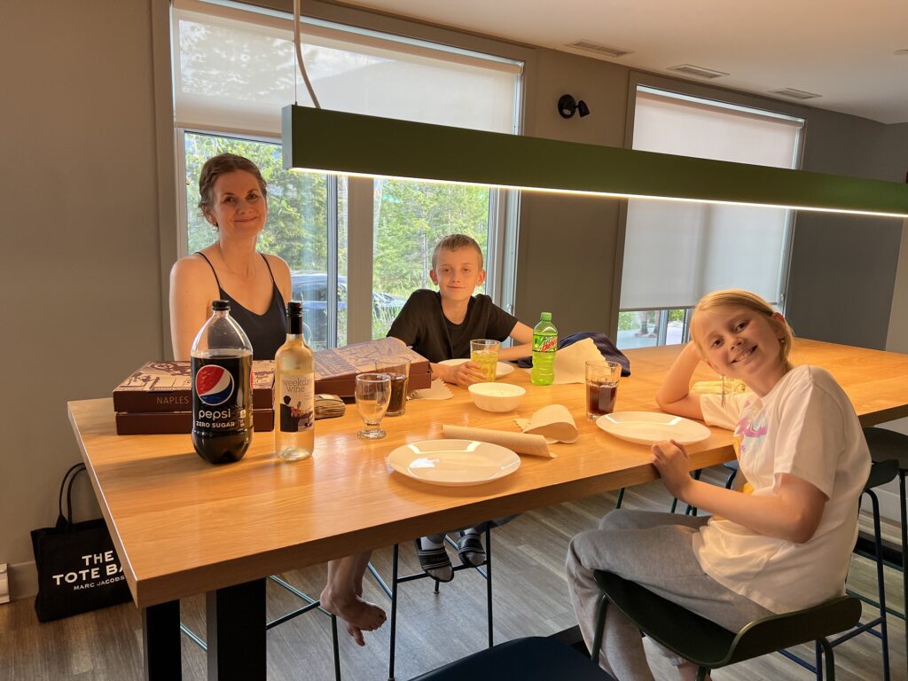 A guide to Canada with Children: Staying at Hi Jasper in Jasper